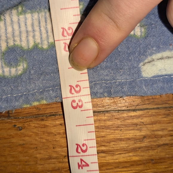 VTech baby monitor and gator baby blanket and Dr. browns anti colic bottle 3n1 - Picture 3 of 6